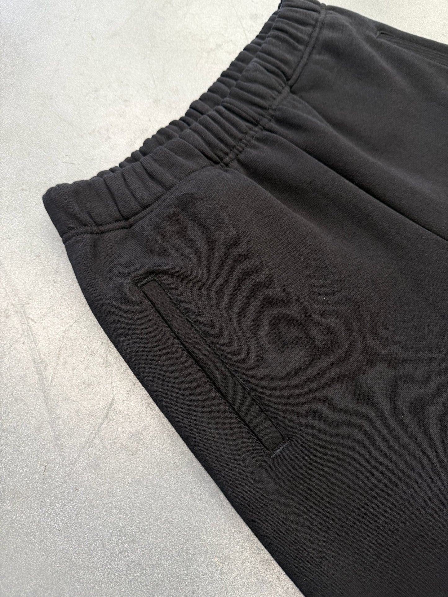 CHROME HEARTS PAPER JAM SWEATSHORTS - BLACK/BLACK