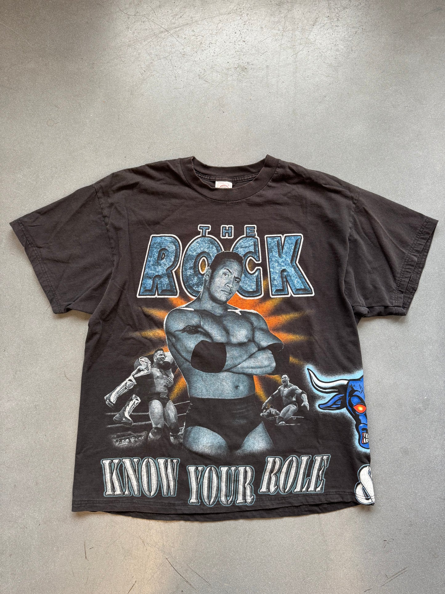 1999 THE ROCK "KNOW YOUR ROLE & SHUT YOUR MOUTH" WRAP AROUND TEE (DELTA TAG)
