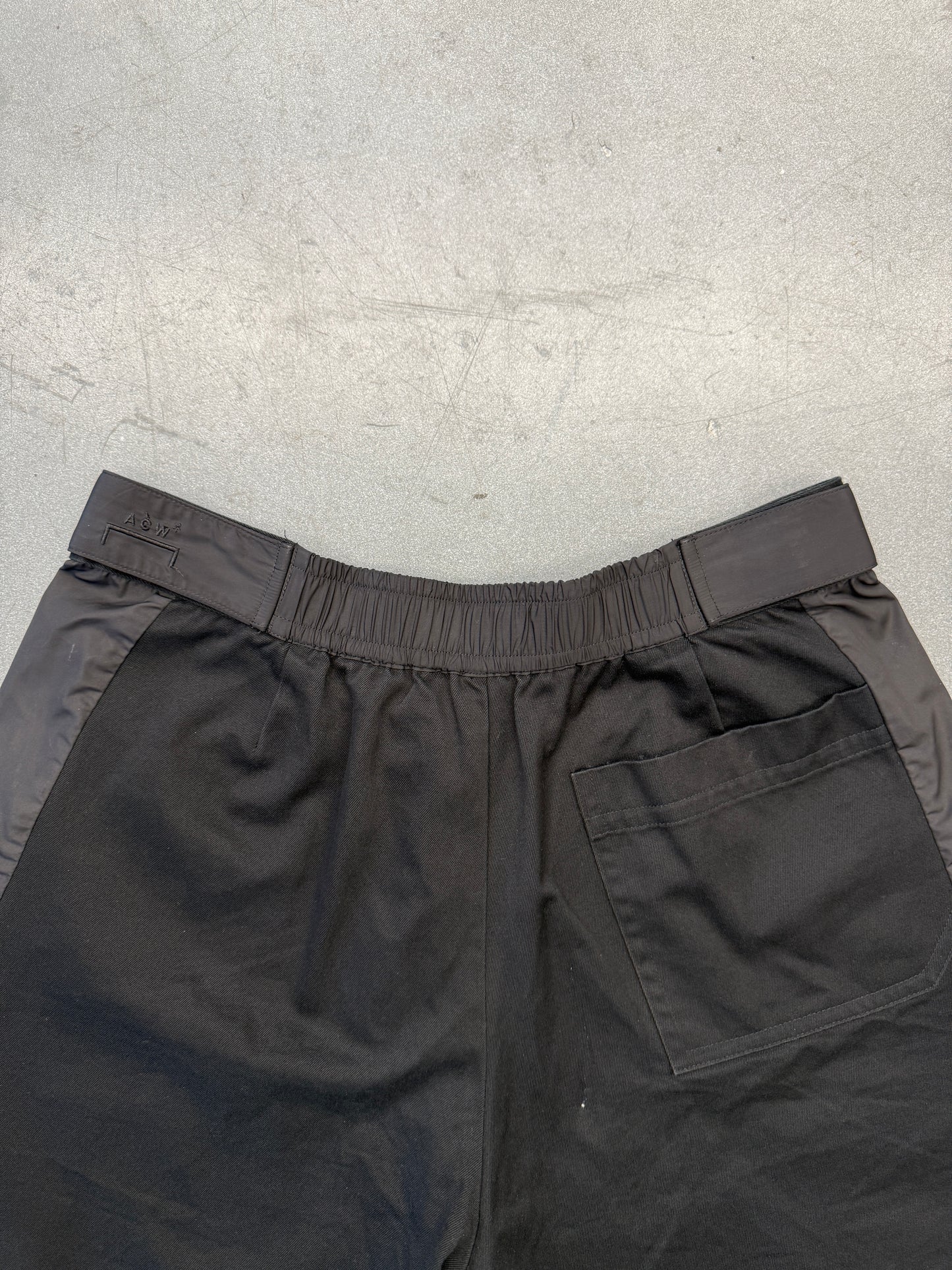 A-COLD-WALL CARGO CORE SHORTS - BLACK