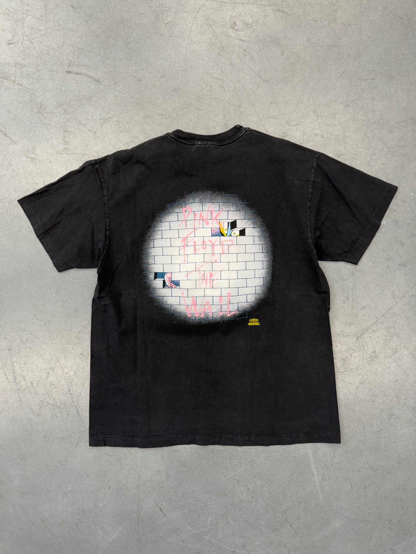 1982 PINK FLOYD THE WALL WINTERLAND ROCK EXPRESS TEE (HANES ULTRAWEIGHT TAG)