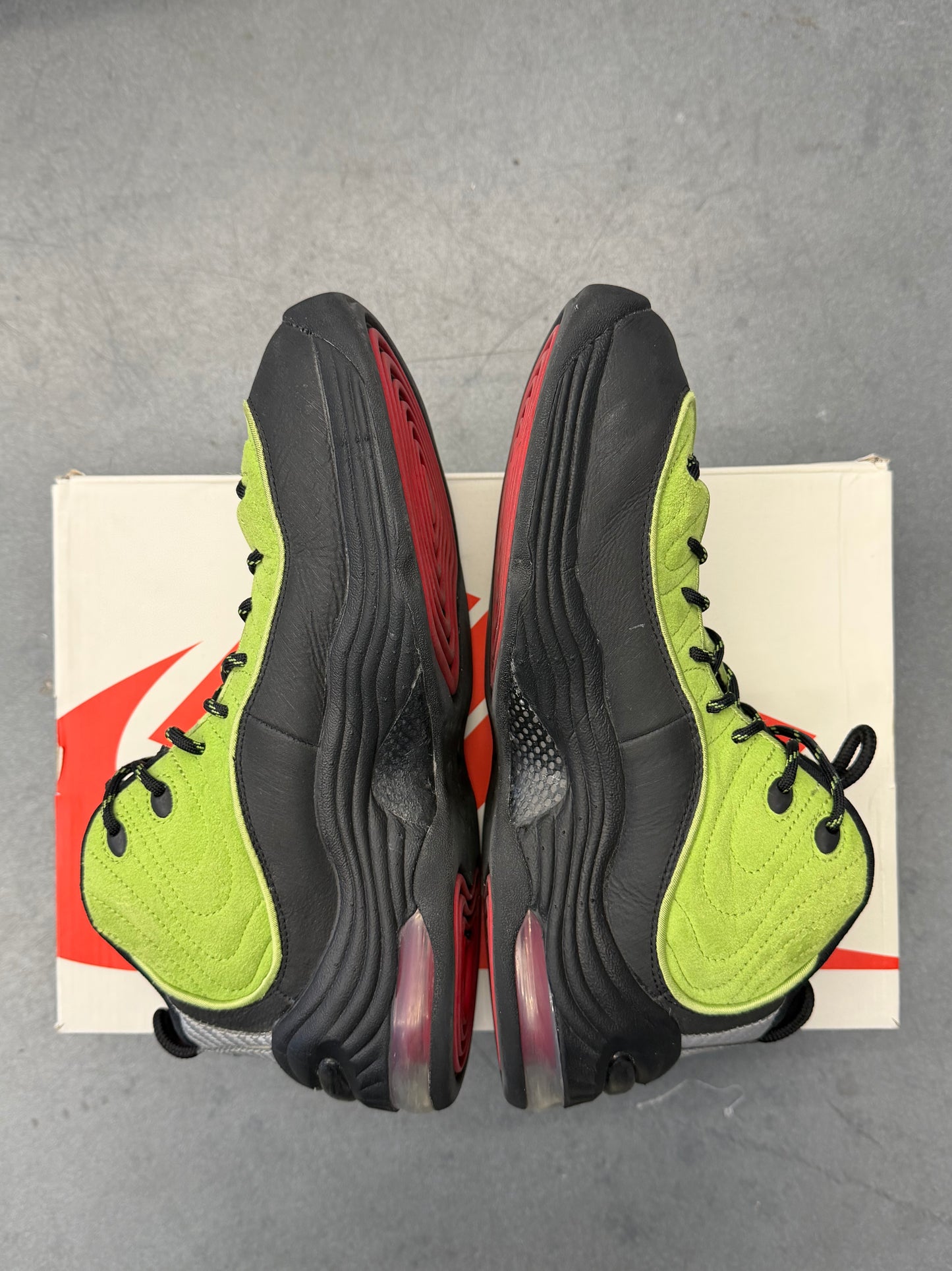 2022 NIKE AIR PENNY 2 STUSSY VIVID GREEN BLACK (W/BOX)