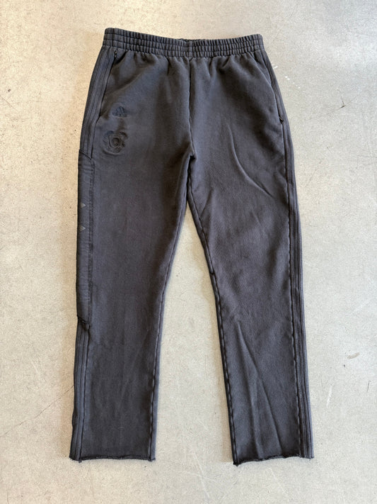 YEEZY SEASON 5 CUT CUFFS CALABASAS SWEATPANT - LUNA (L)