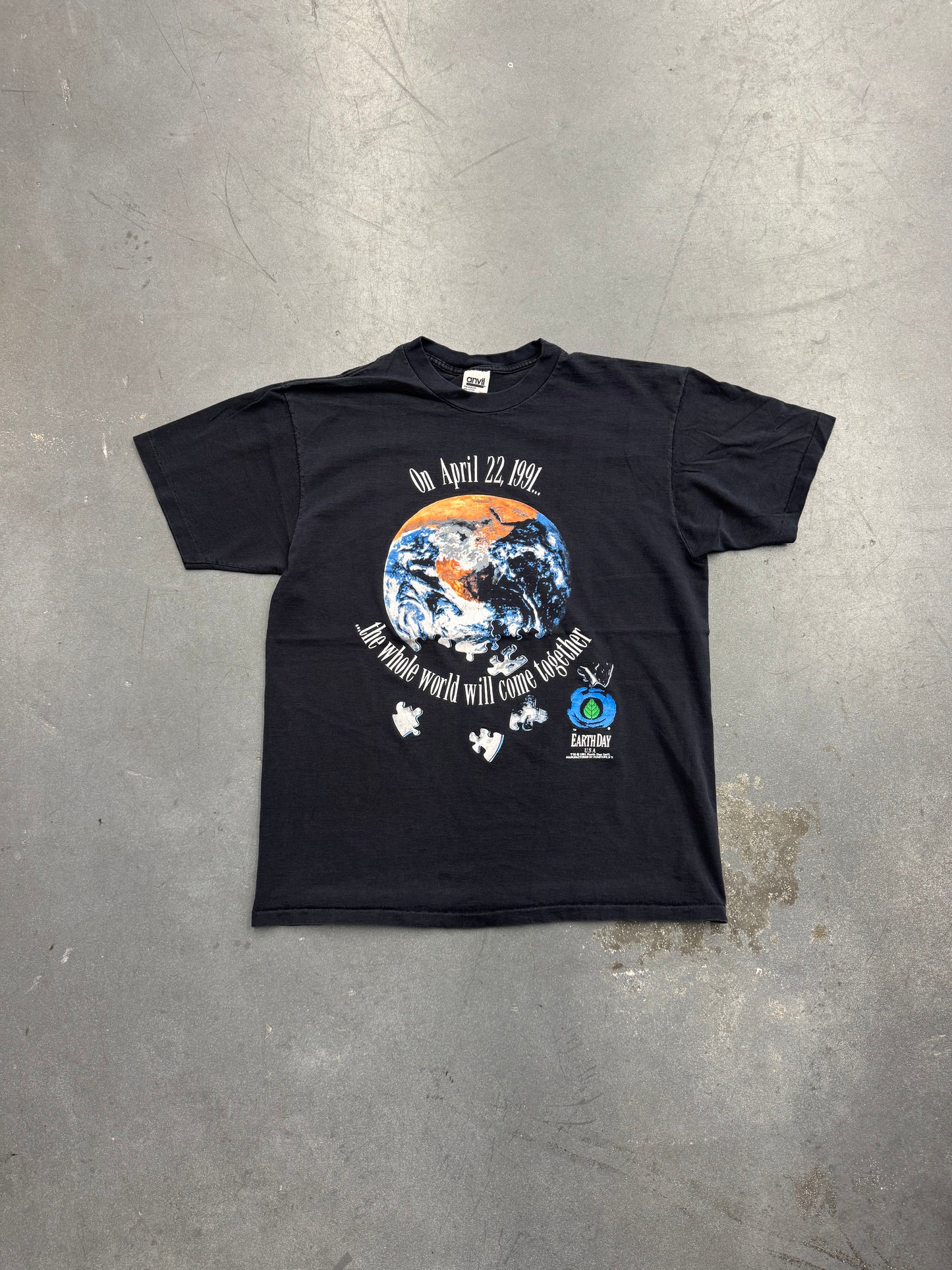 1991 "ON APRIL 22, 1991... THE WHOLE WORLD WILL COME TOGETHER" TEE (ANVIL TAG)