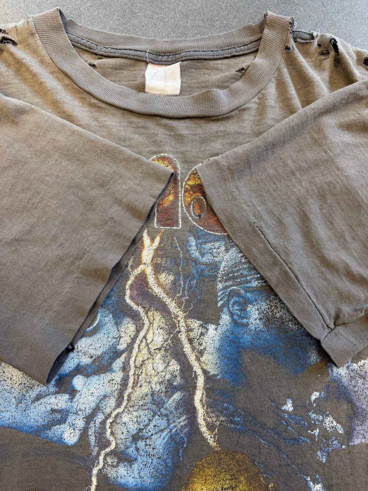 90'S IN MEMORY OF THE NOTORIOUS BIG MAKAVELI PLEASE STOP THE VIOLENCE RAP TEE (FADED TAG)
