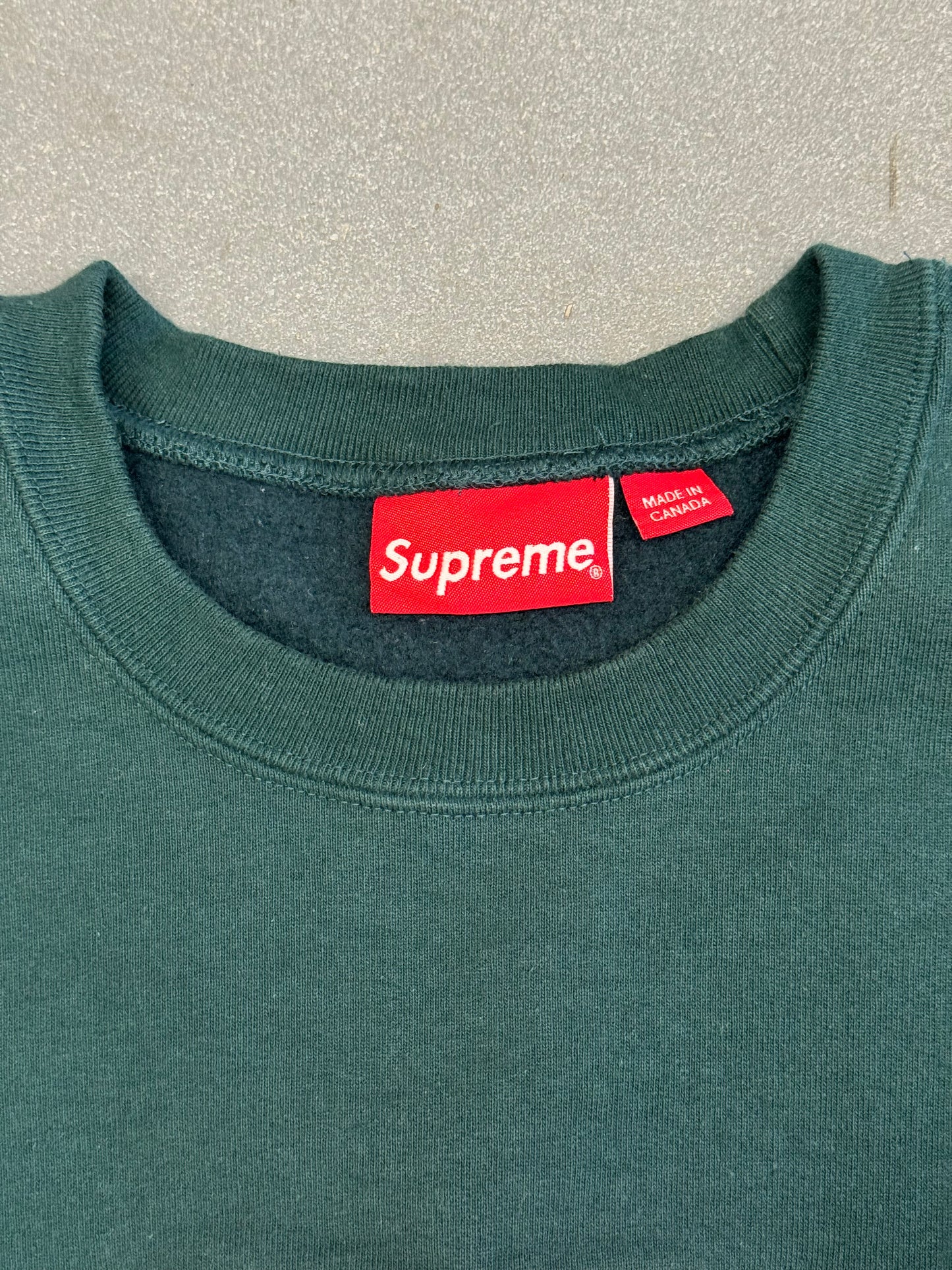 FW22 SUPREME BOX LOGO CREWNECK - DARK PINE