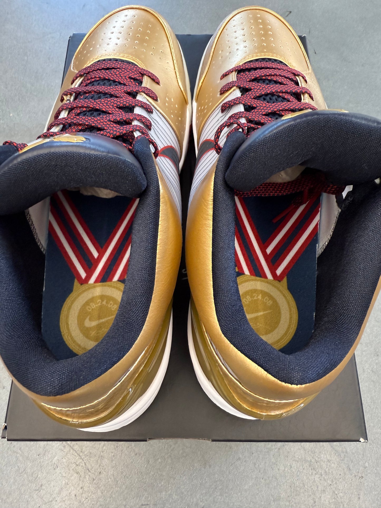 2024 SIZE 11.5 NIKE KOBE 4 PROTO GOLD METAL