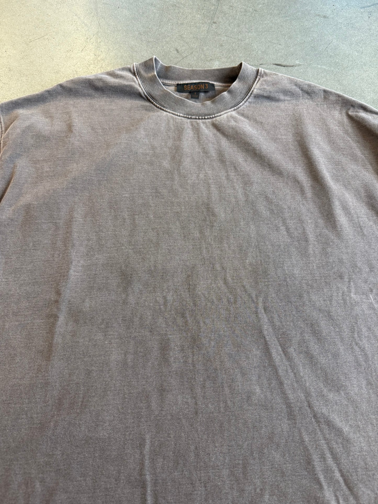 YEEZY SEASON 3 CROPPED CLASSIC TEE - CORE (S)