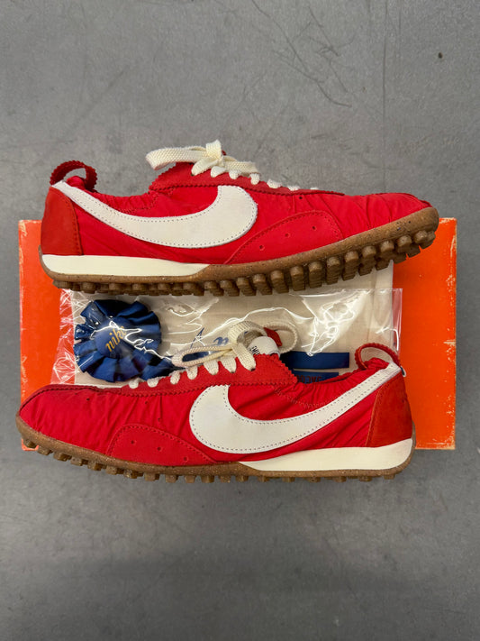 2025 WOMEN'S NIKE MOON SHOE SP JACQUEMUS UNIVERSITY RED (W/BOX)