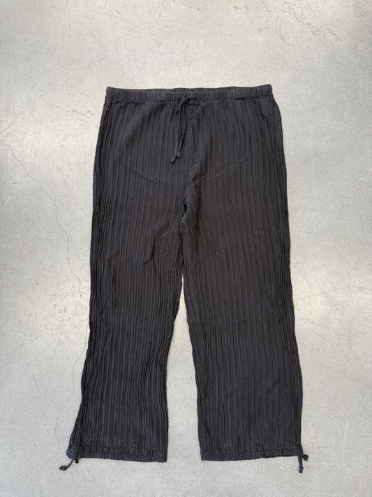 KITH WOMEN KAVI II PLISSE DRAWSTRING PANT - BLACK