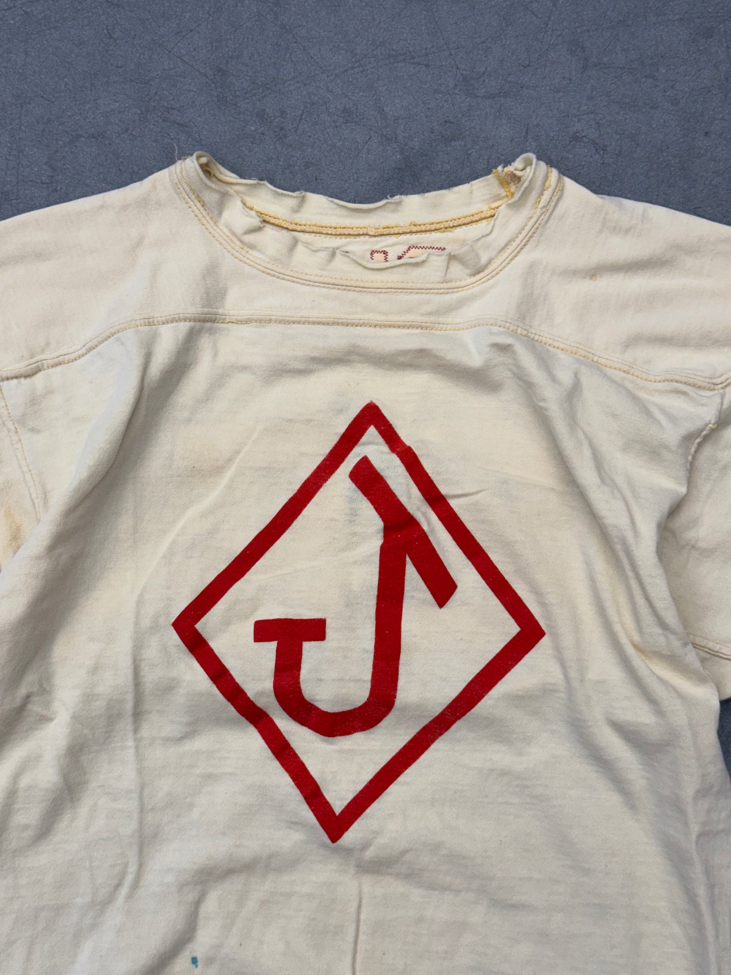 80S SUE #25 FOOTBALL DIAMOND J TOP - CREAM/RED