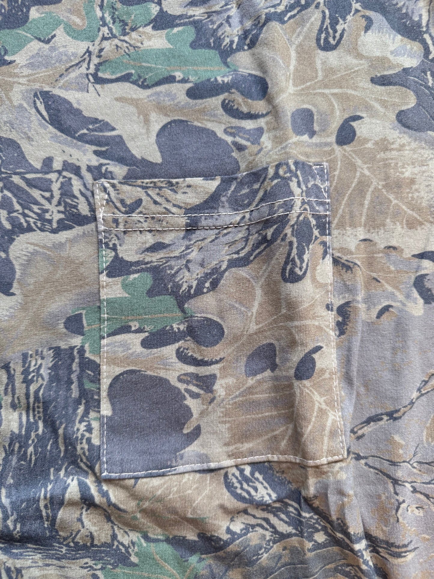 YEEZY SEASON 4 TREE CAMO MOCK NECK L/S TEE (M)