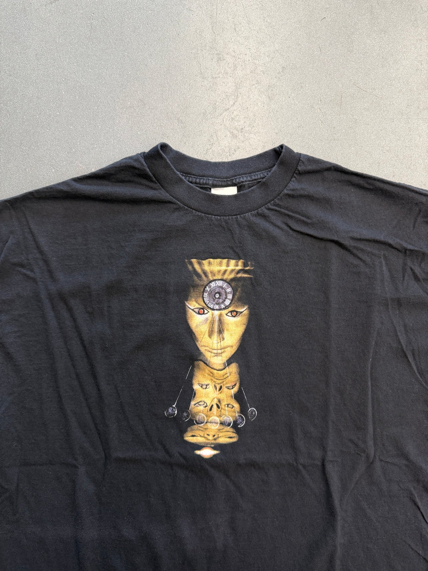 2005 SYSTEM OF A DOWN MEZMERIZE NORTH AMERICAN TOUR TEE (TENNESSE RIVER TAG)