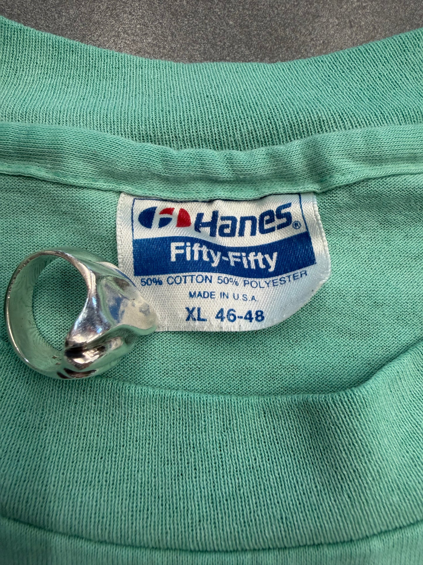 90S "I'VE BEEN TO HELL" GRAND CAYMAN B.W.I. TEE (HANES TAG)