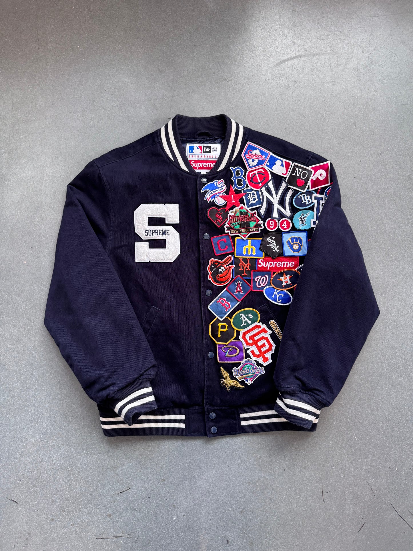 SS20 SUPREME NEW ERA MLB VARSITY JACKET - NAVY (L)