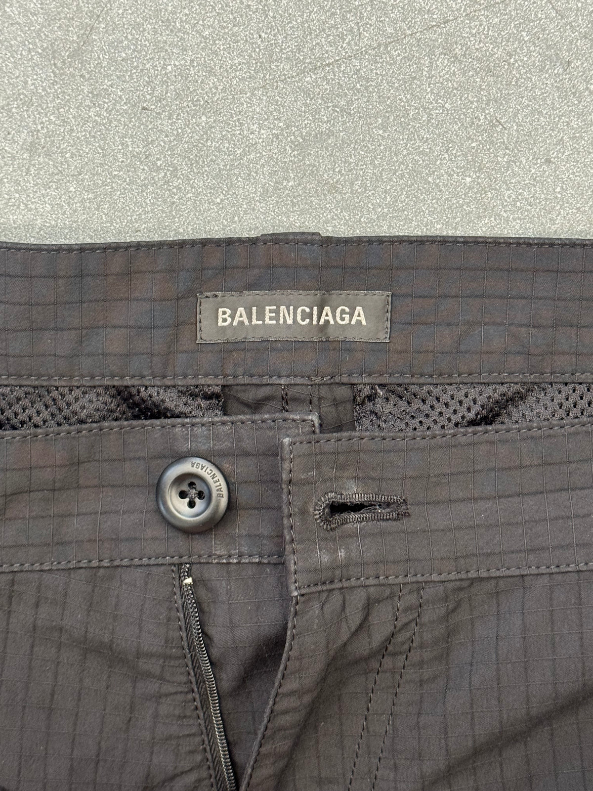 SS24 BALENCIAGA UNITY SPORTS ICON CONVERTIBLE LIGHT CARGO PANTS