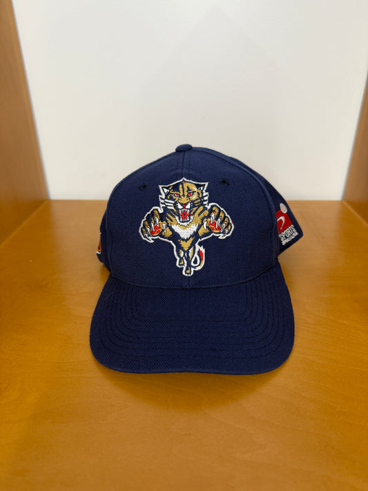 90'S FLORIDA PANTHERS SCRIPT CENTER ICE SNAPBACK (SPORTS SPECIALTIES TAG)