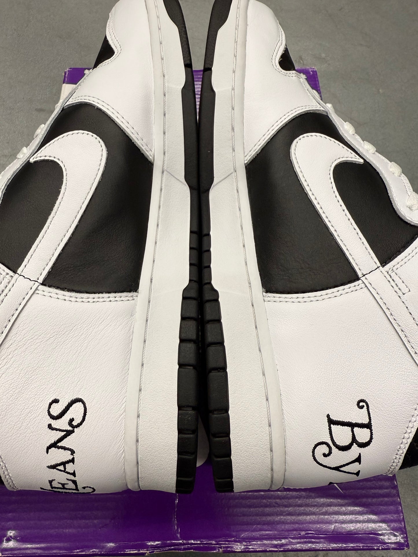 NIKE SB DUNK HIGH SUPREME BY ANY MEANS BLACK