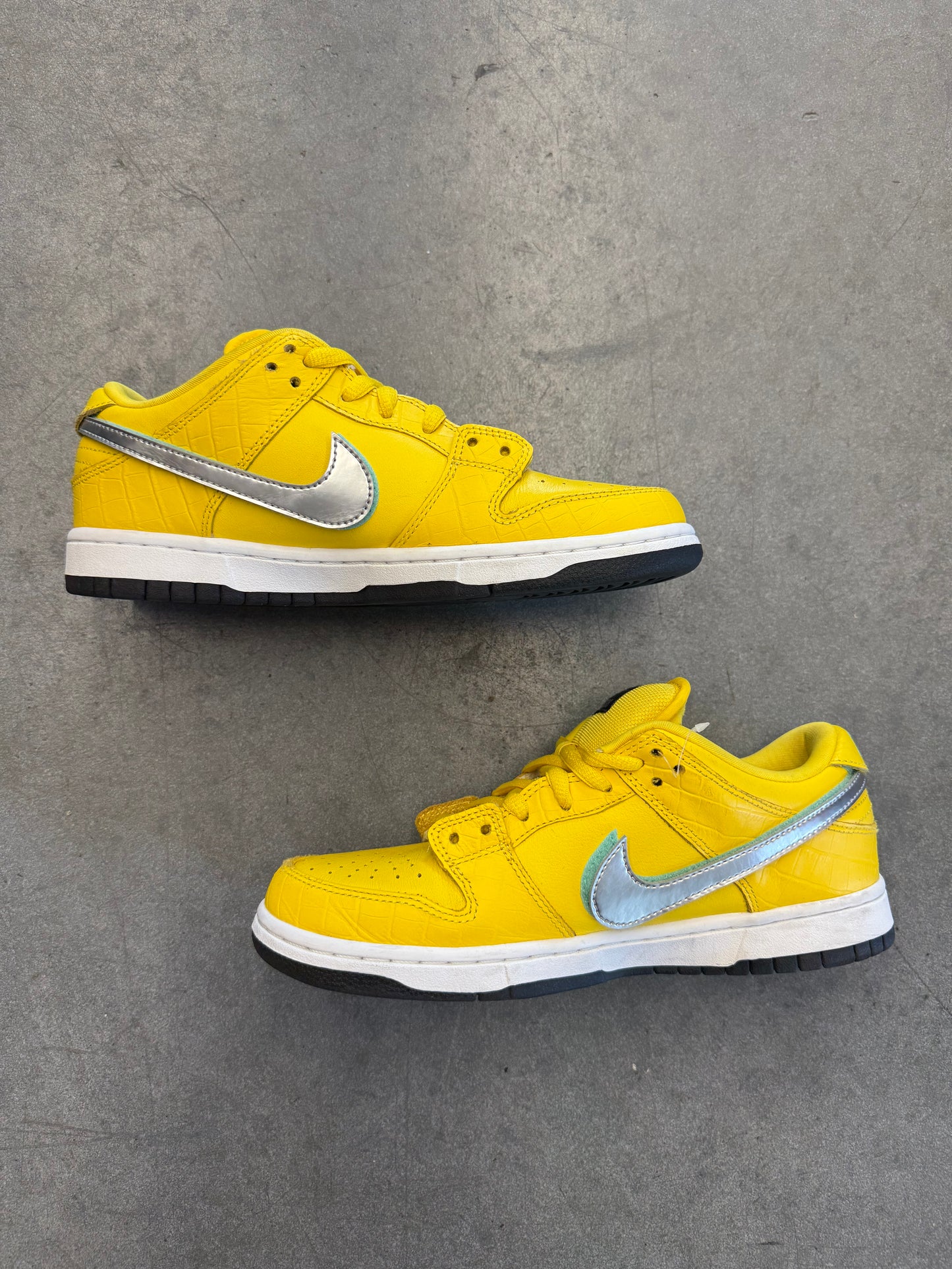 2018 SIZE 8 NIKE SB DUNK LOW DIAMOND SUPPLY CO. CANARY YELLOW [LIL WAYNE'S PERSONAL PAIR] (PRE-OWNED NO BOX)