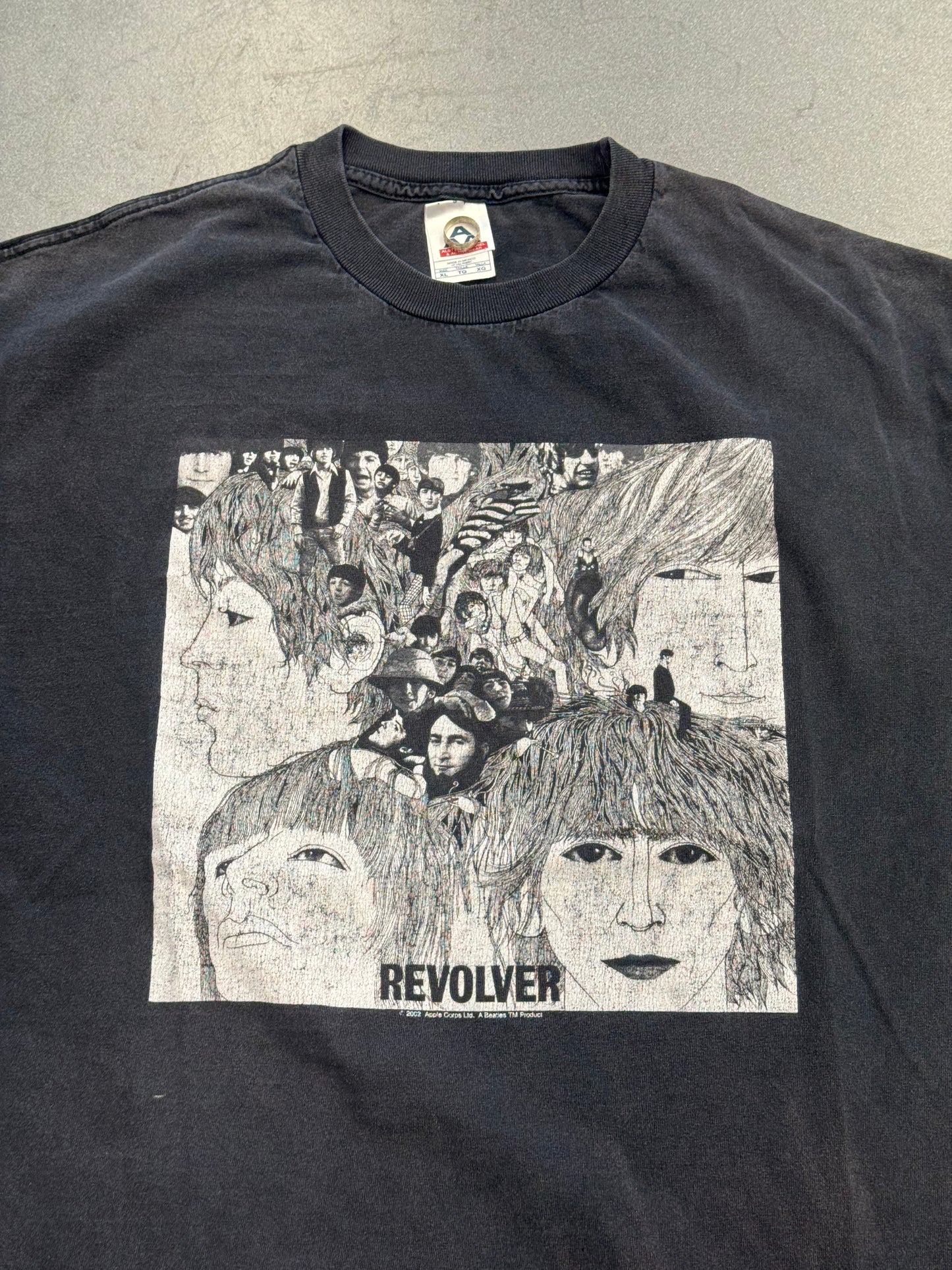 2002 BEATLES REVOLVER ALBUM COVER SHIRT (TRIPLE A TAG)