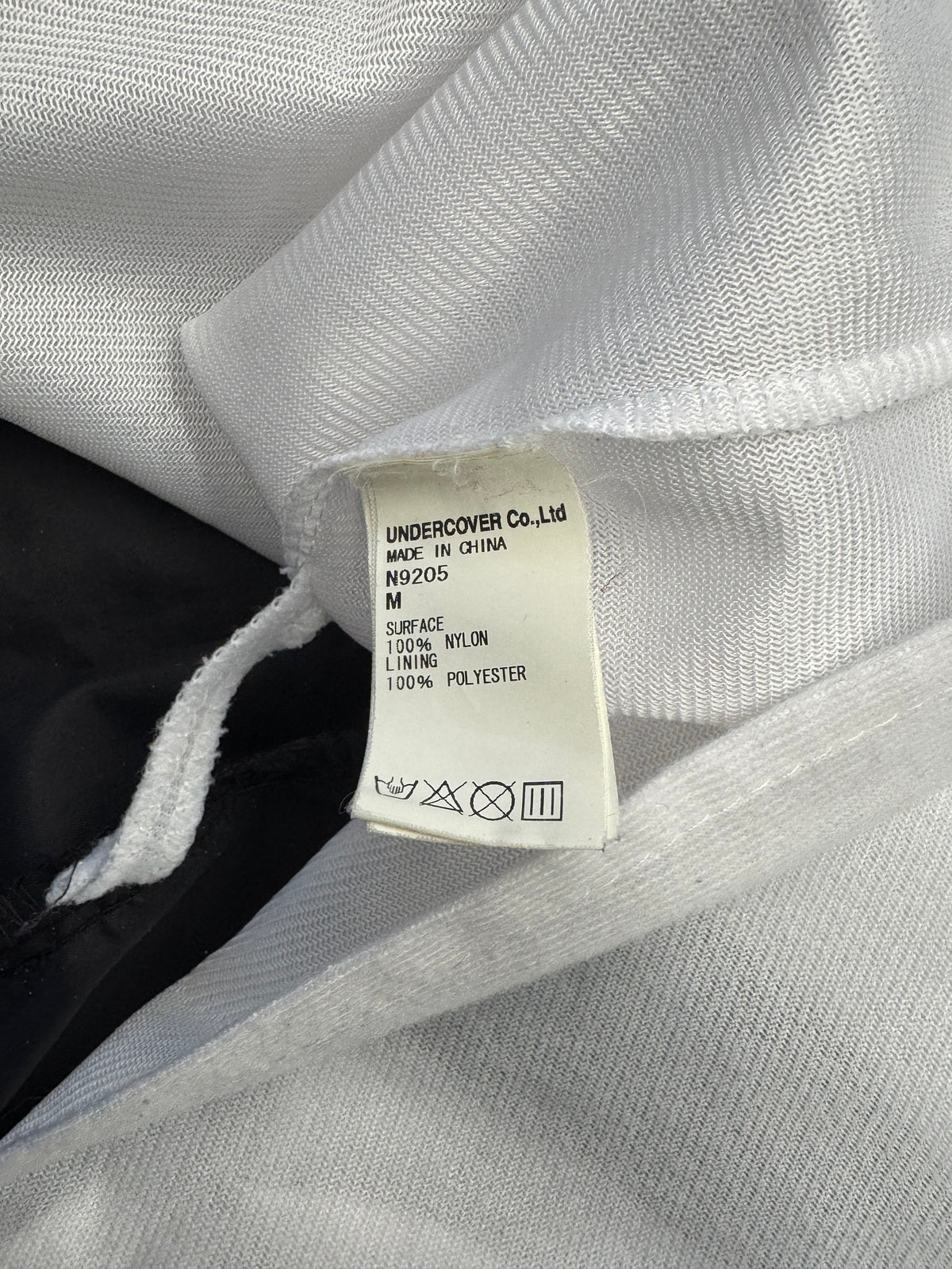 UNDERCOVER COACH JACKET - BLACK