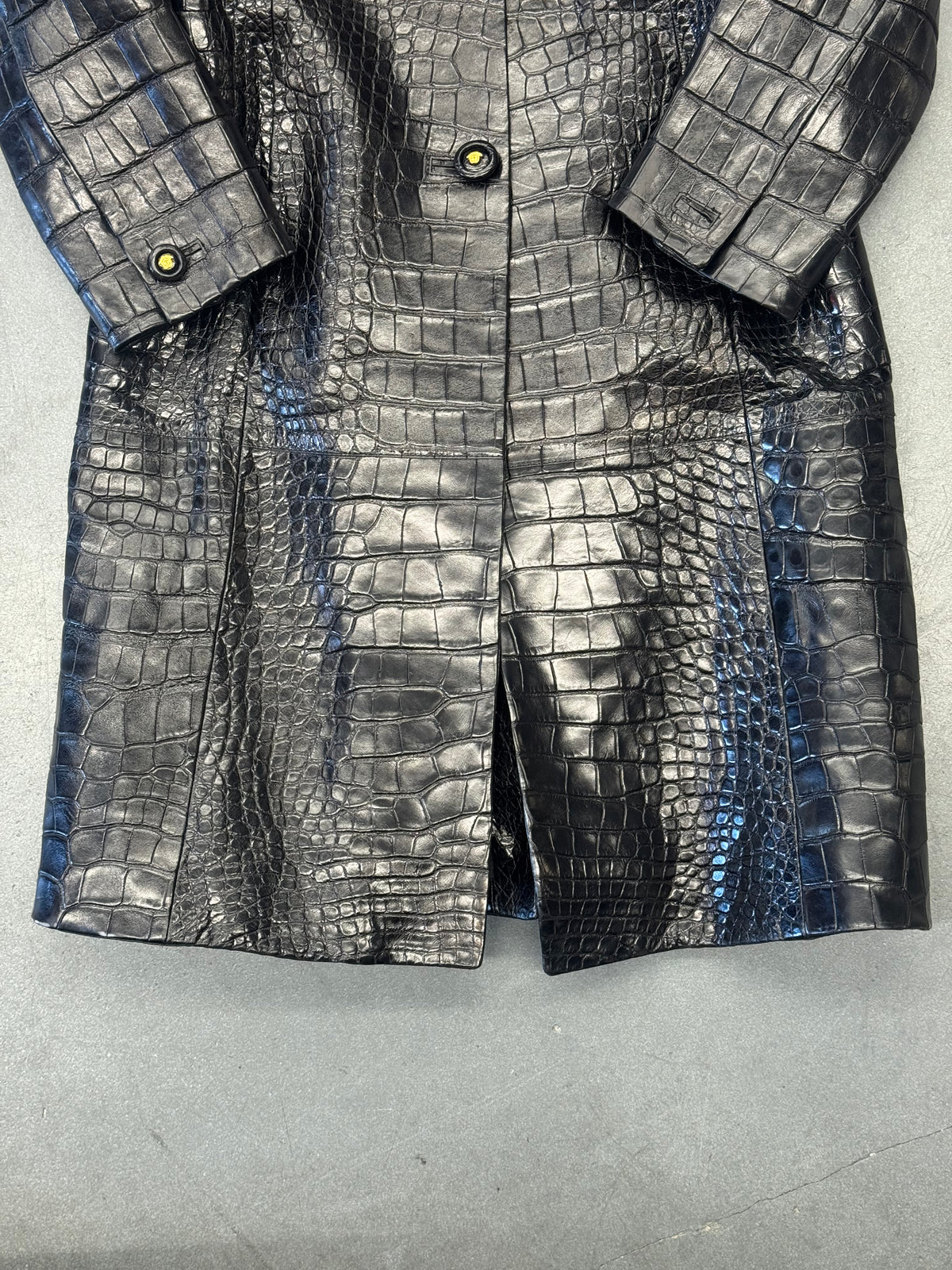 2006 GIANNI VERSACE COUTURE LIMITED EDITION 2/10 GENUINE BLACK ALLIGATOR LONG COAT