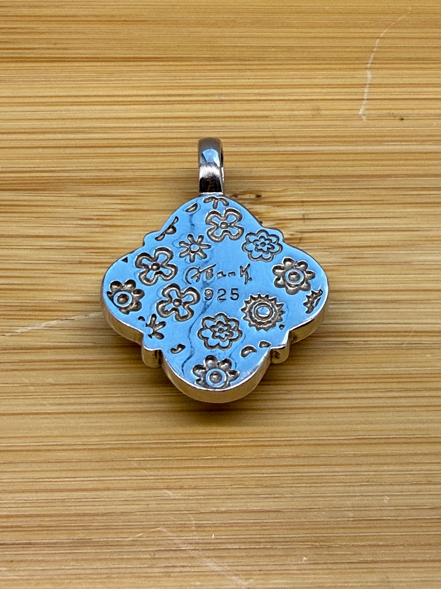 ALAN K. QUATREFOIL MILLEFIORI MURANO GLASS MULTICOLOR FLOWERS CLOVER SILVER PENDANT