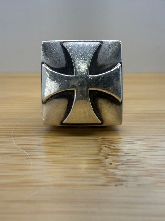 AAGH STUDIO IRON CROSS SILVER RING