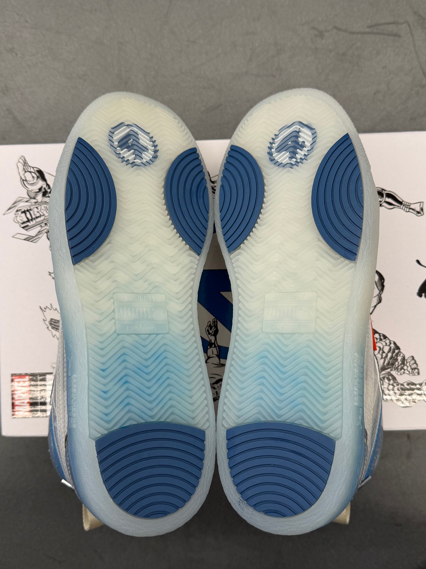 2025 SIZE 10 PUMA FANTASTIC FOUR ABC. INVISIBLE WOMAN (NEW IN BOX)