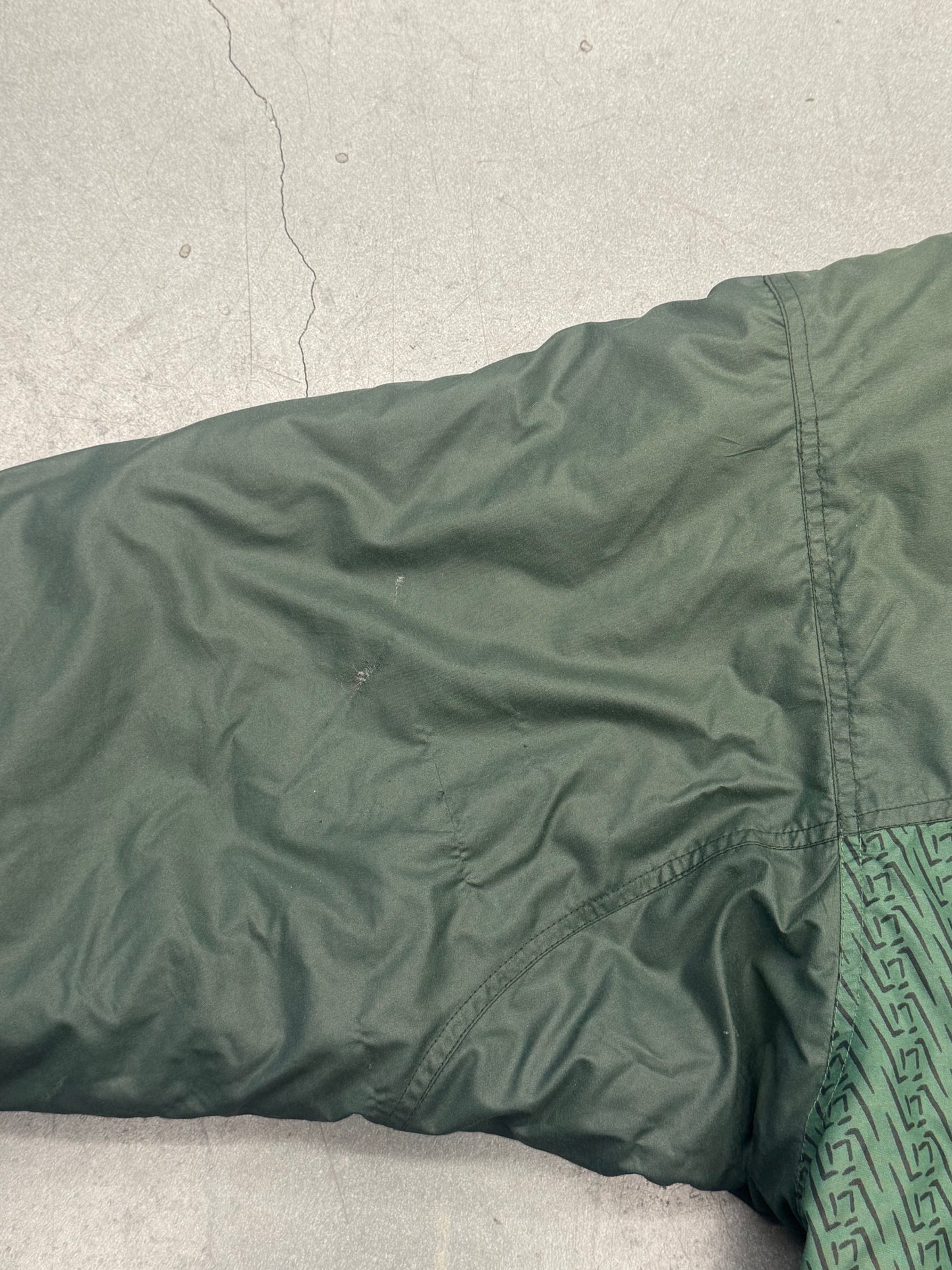 90S NIKE TEAM SPORTS UNIVERSITY OF MIAMI FOOTBALL FULL ZIP DOWN JACKET