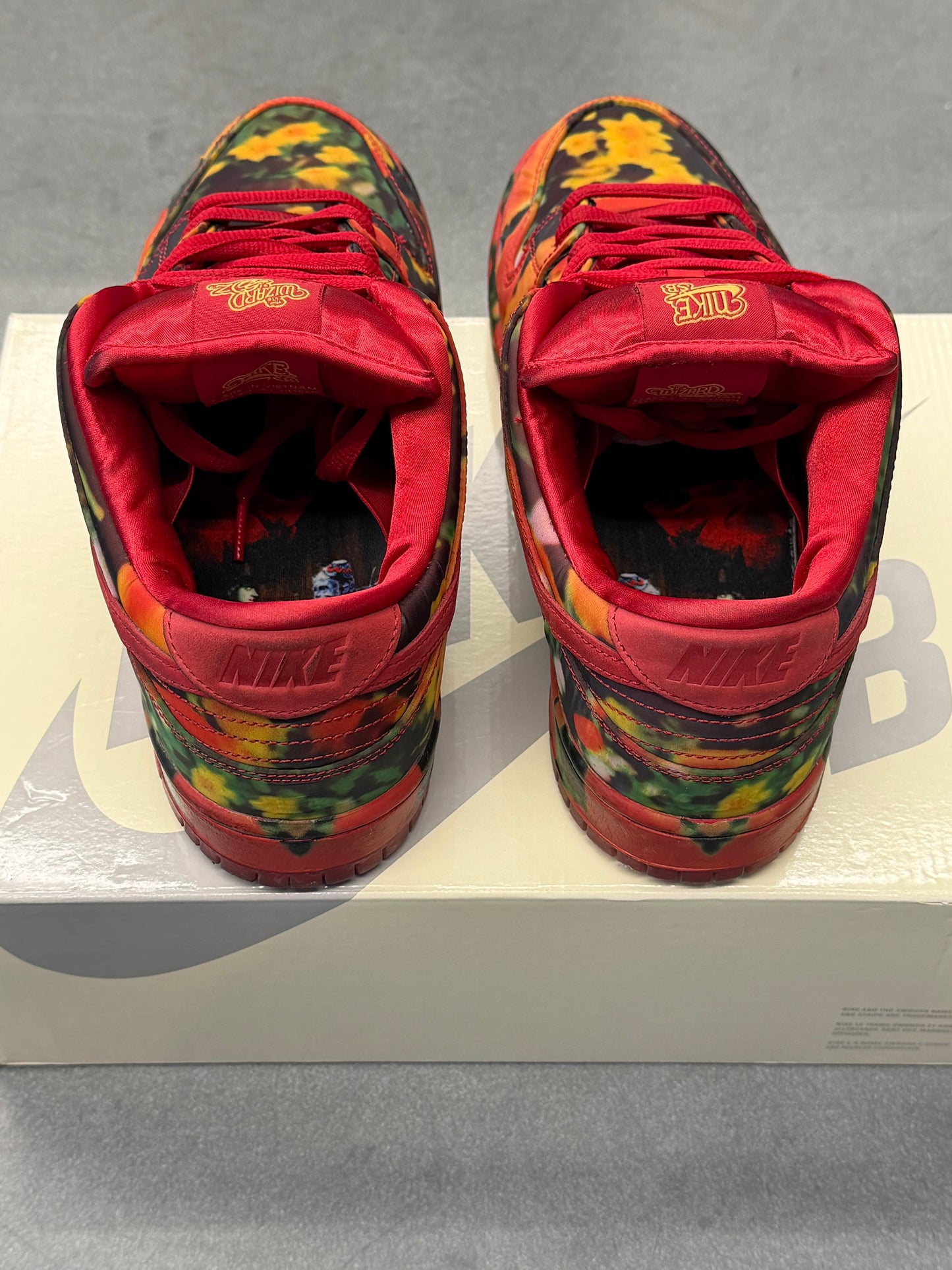 2024 NIKE SB DUNK LOW THE WIZARD OF OZ POPPY FIELD (W/BOX)
