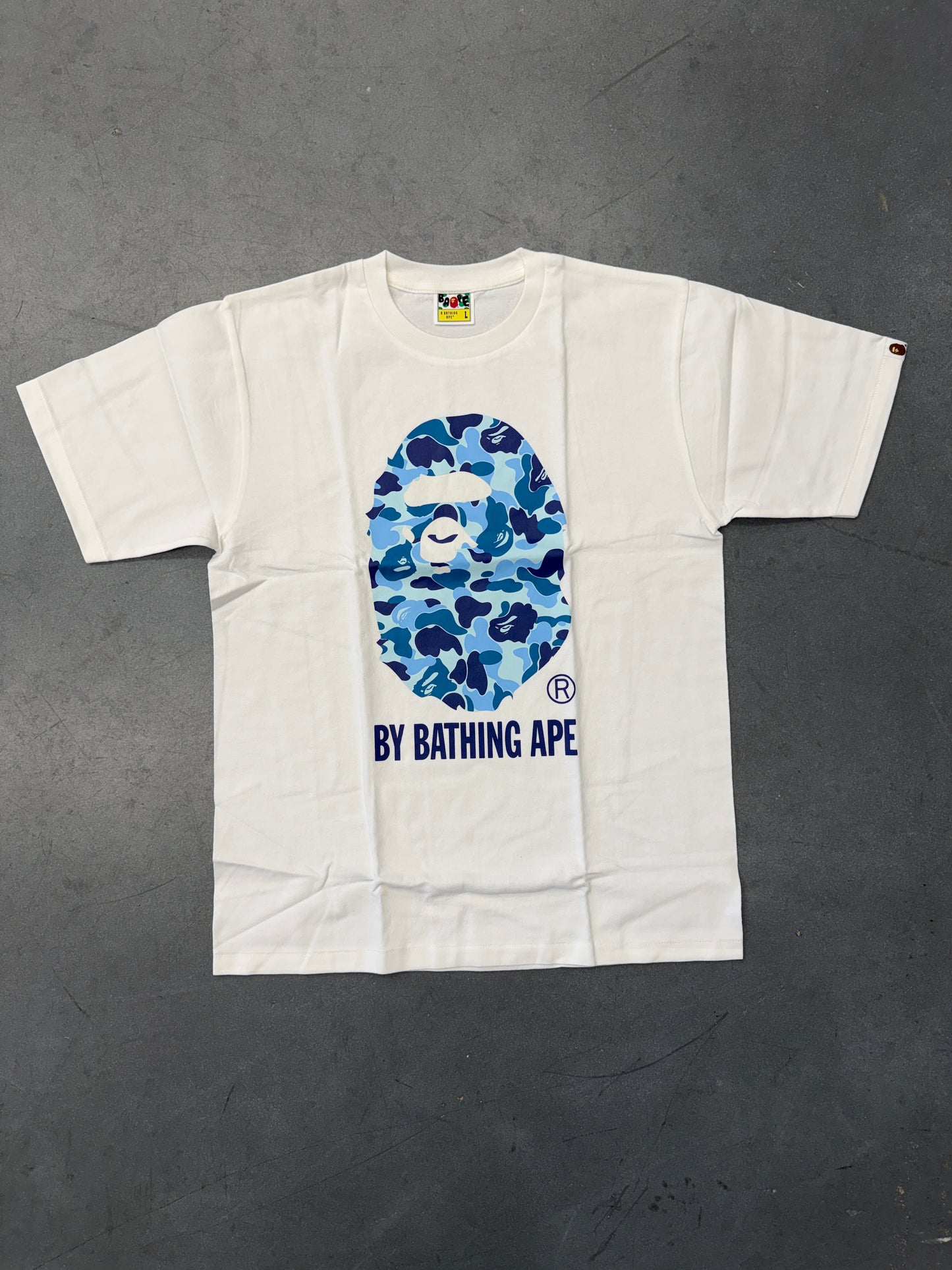 BAPE A BATHING APE BLUE CAMO HEAD TEE - WHITE (NIB)