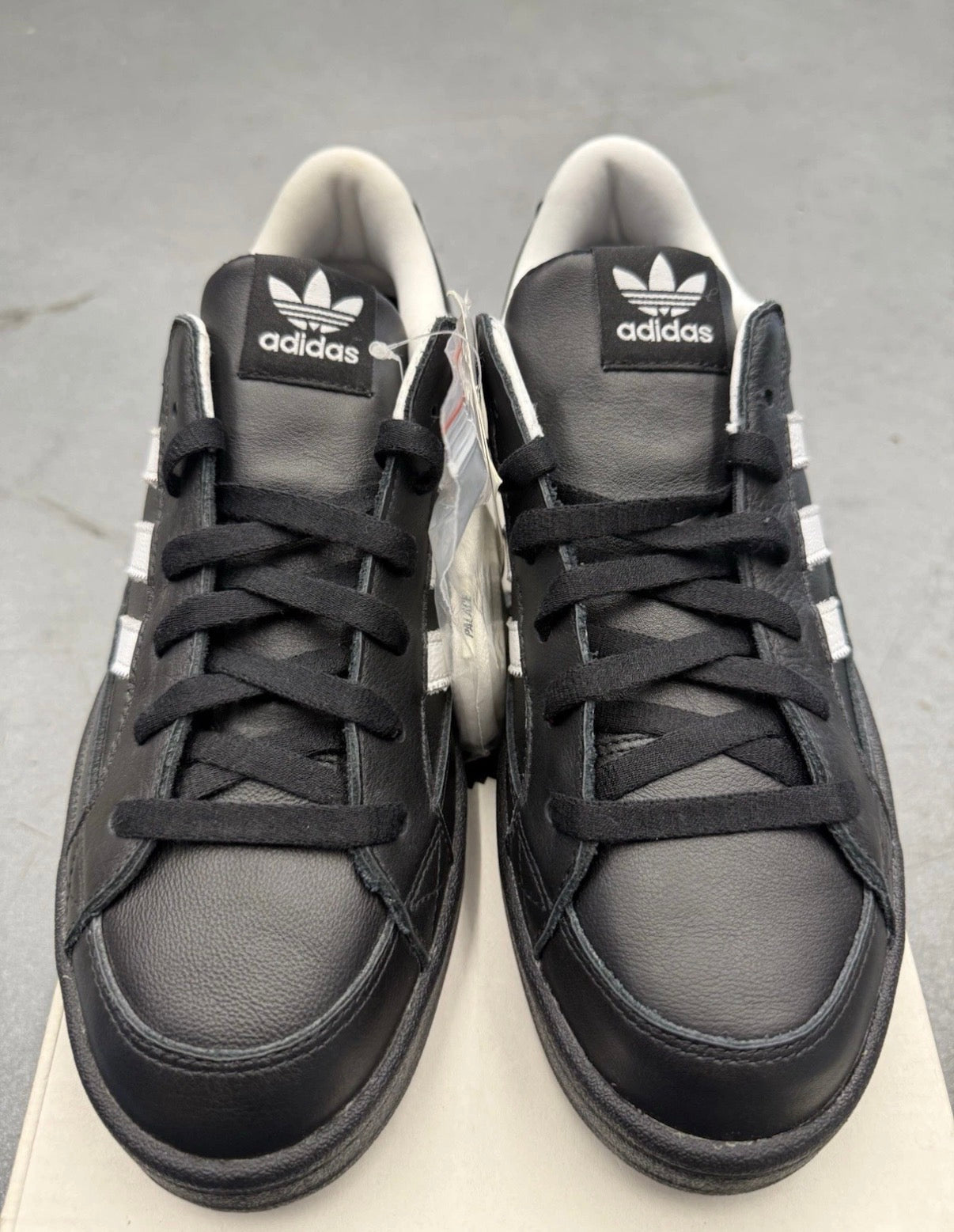ADIDAS CAMTON TRAINER PALACE BLACK (W/BOX)