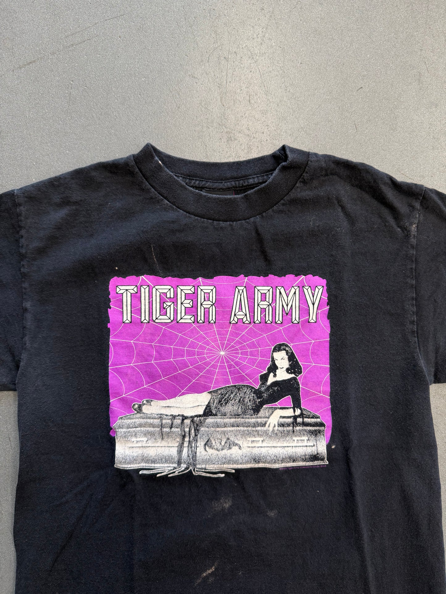 2003 TIGER ARMY ALL HAIL THE DARKNESS BAND TEE (CINDER BLOCK TAG)