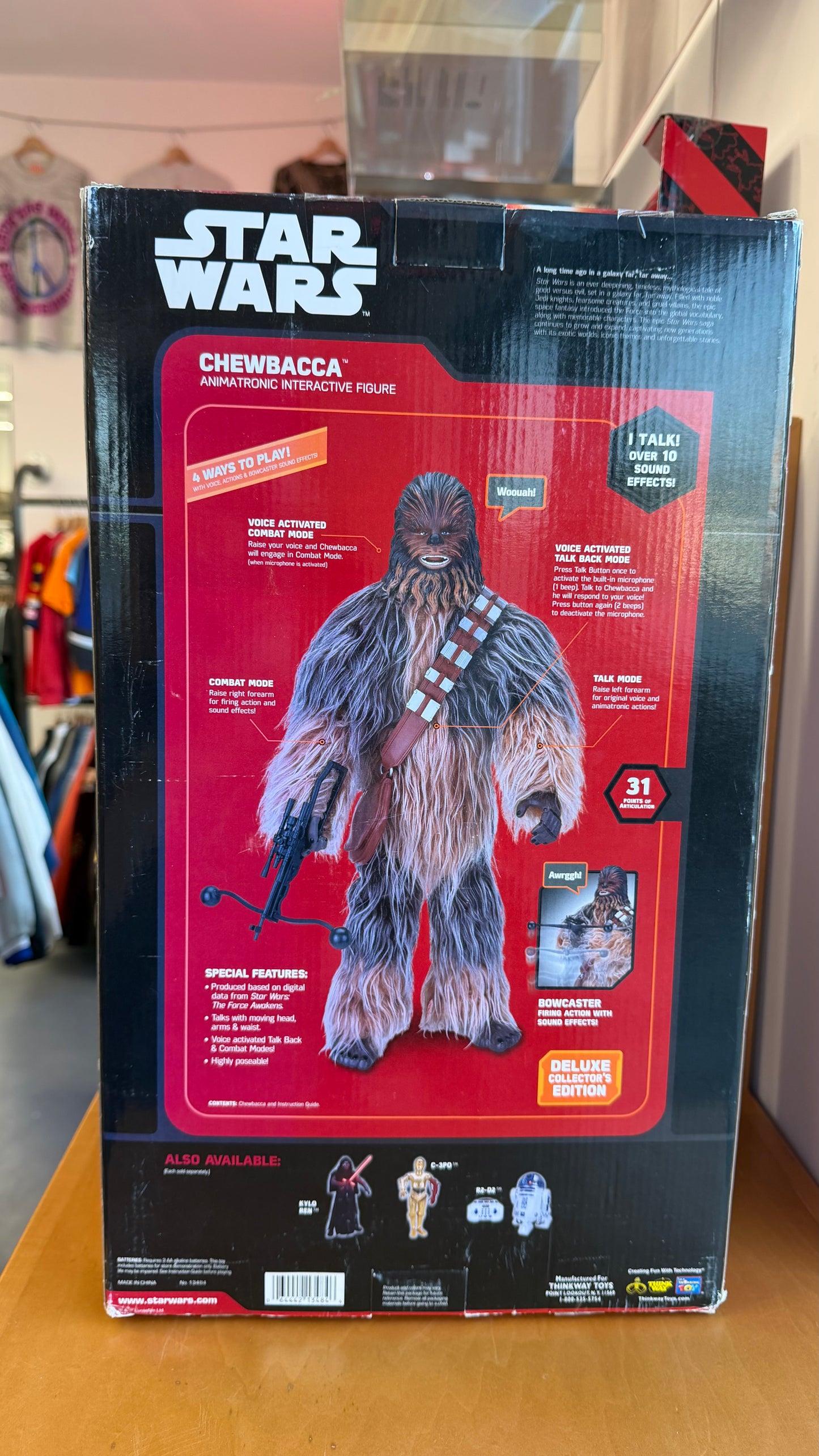 STAR WARS CHEWBACCA ANIMATRONIC INTERACTIVE FIGURE (TOYS R US EXCLUSIVE)