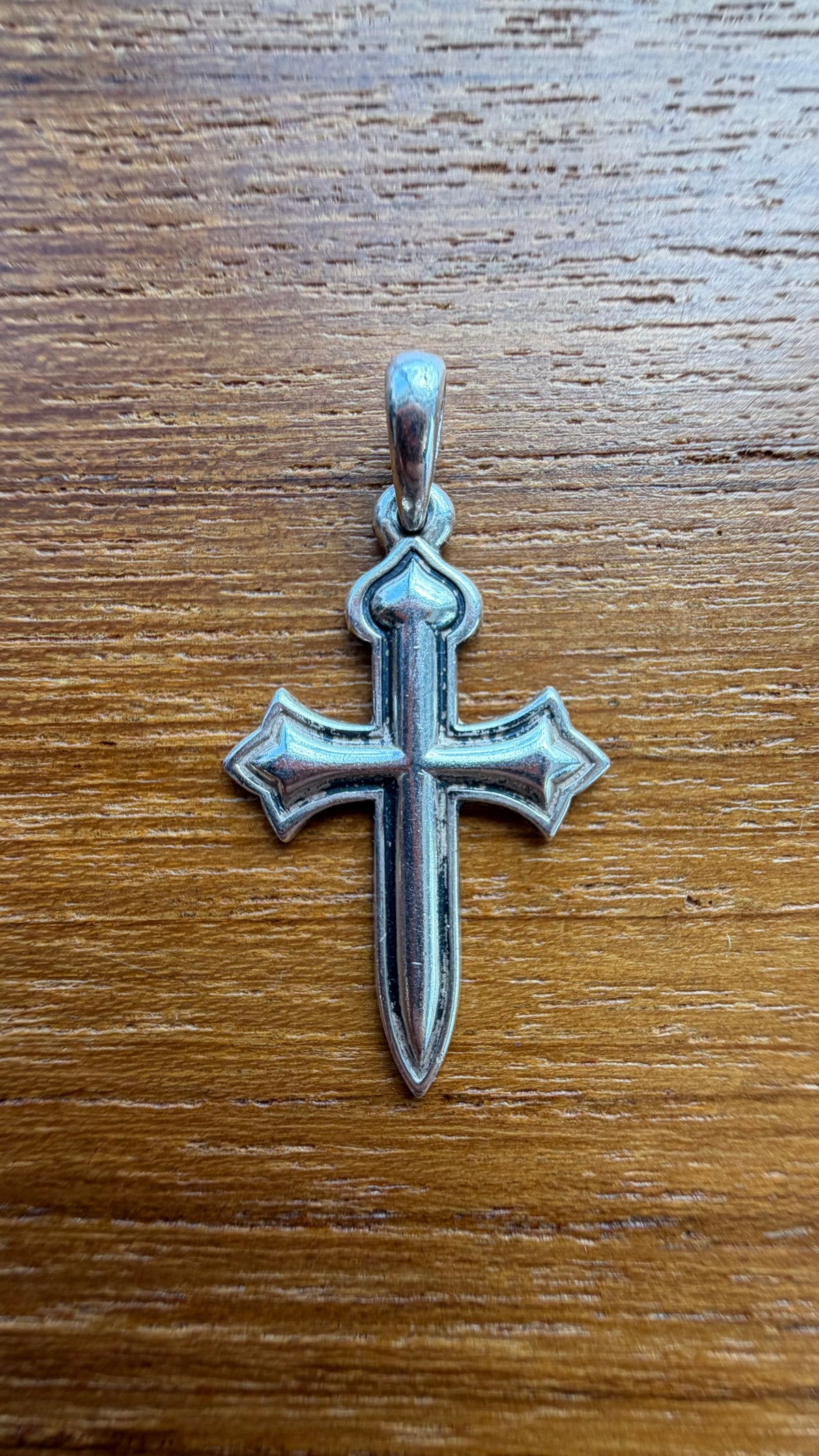 JAMES AVERY SILVER CROSS PENDANT