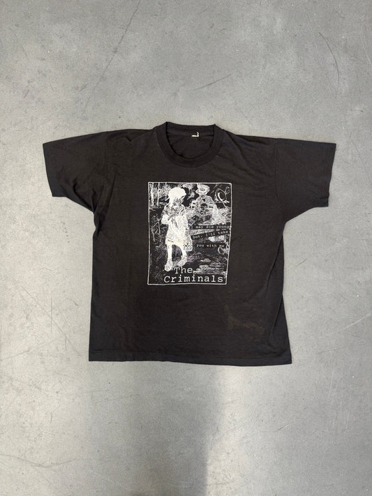 90'S THE CRIMINALS I MAY DIE YOUNG BUT, I'LL TAKE YOU WITH ME BAND TEE (PULLED TAG)