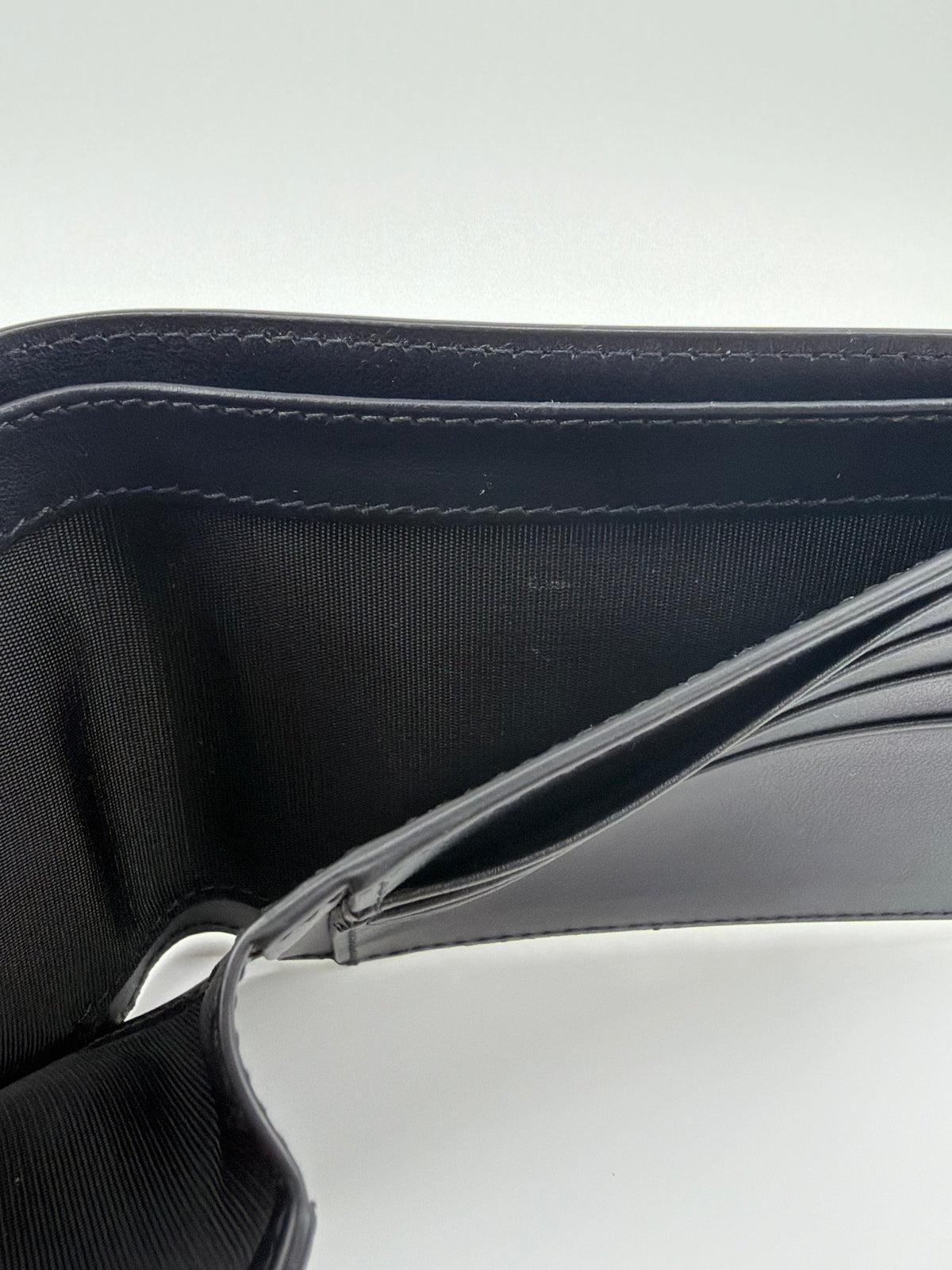SALVATORE FERRAGAMO MAORI OMBRE LEATHER BIFOLD WALLET