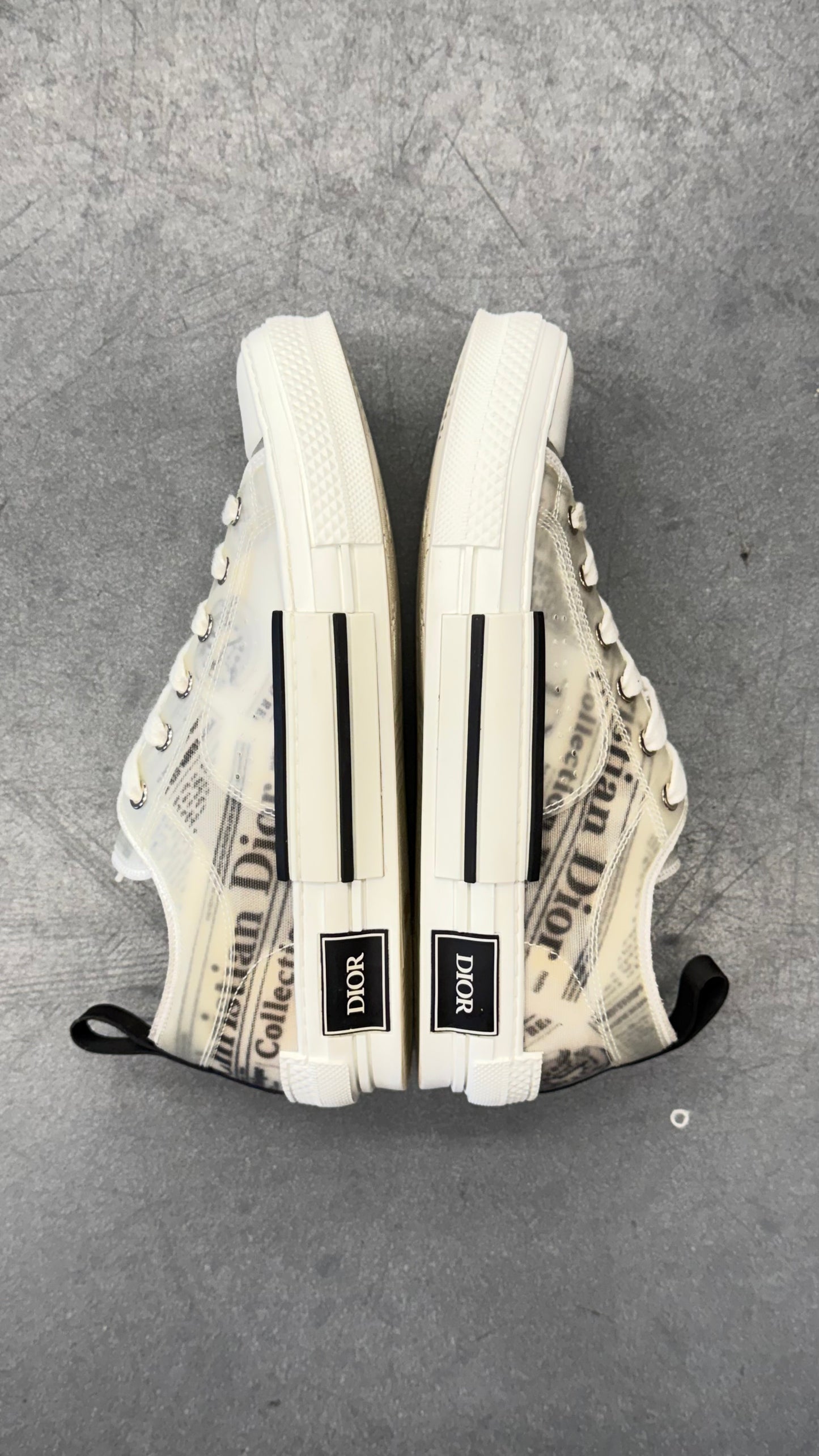DIOR B23 LOW TOP DANIEL ARSHAM NEWSPAPER (EURO 40)