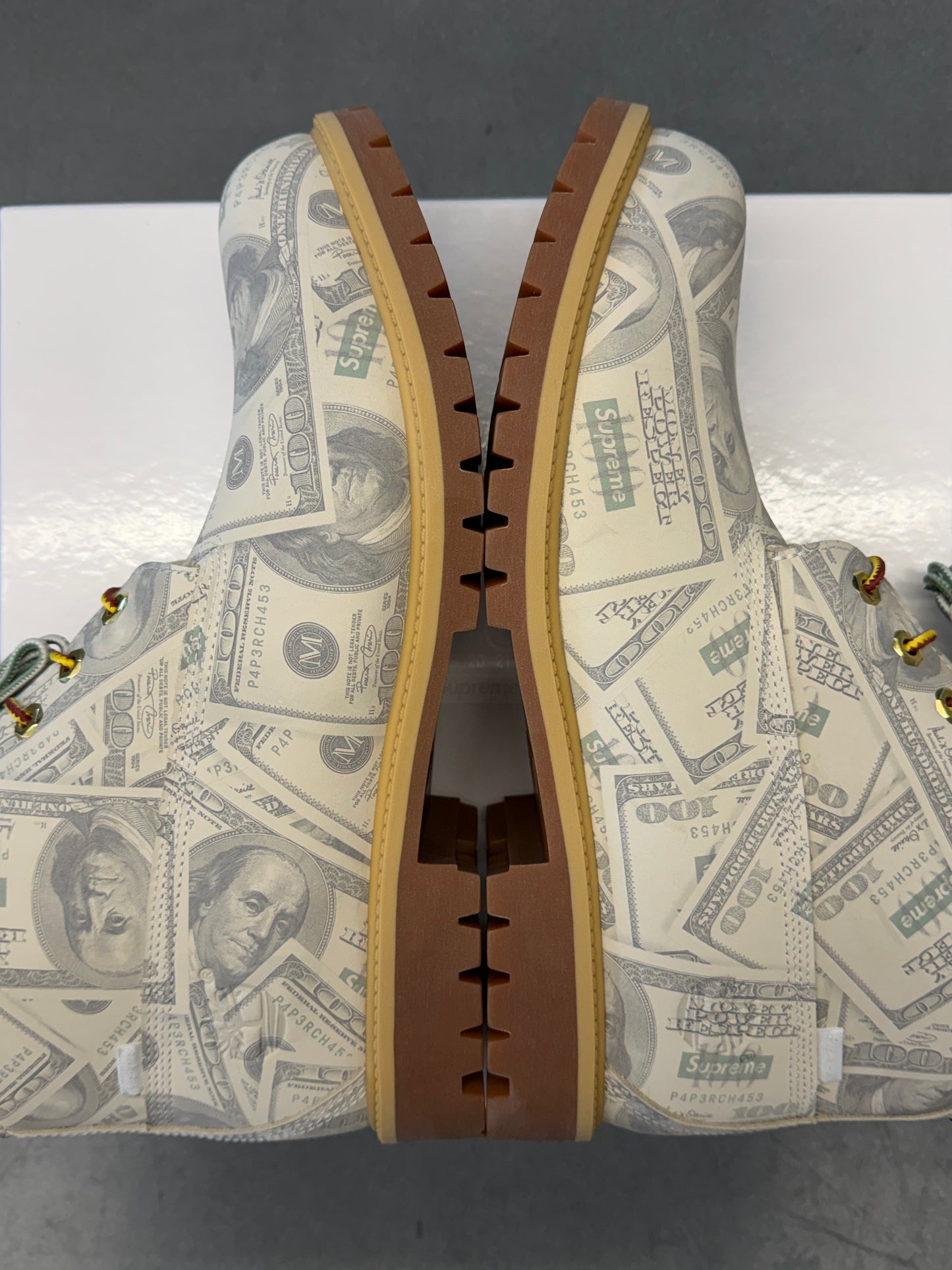 SS26 SUPREME MM-6 TIMBERLAND 6 IN BOOT (W/ BOX)