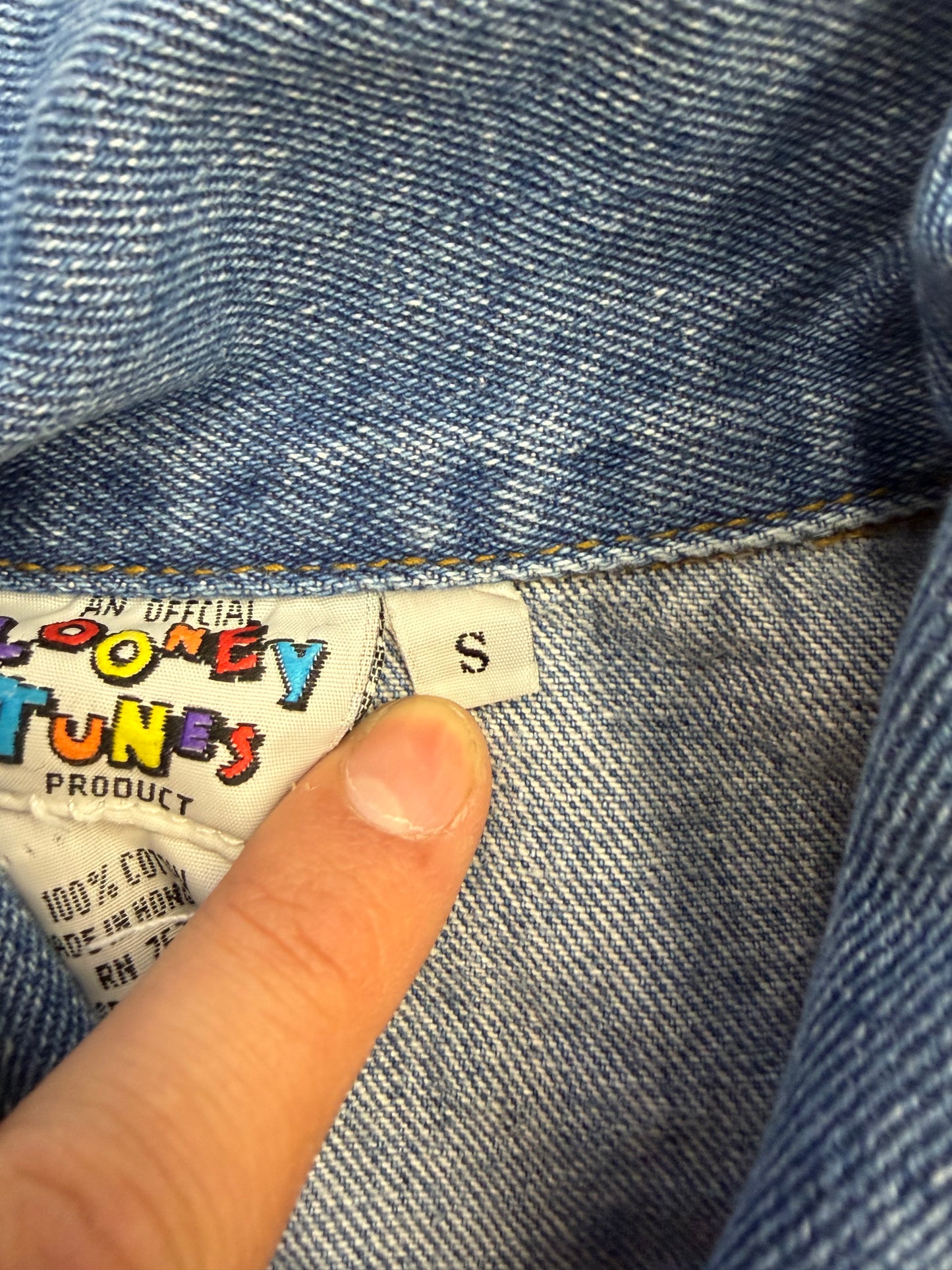 1993 LOONEY TUNES BUTTON-UP DENIM JACKET