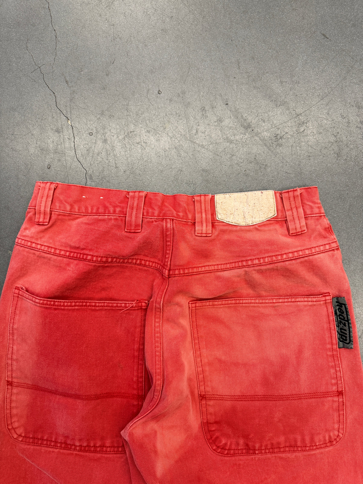 VINTAGE HEDZ UP USA FADED RED DENIM SKATE JEANS