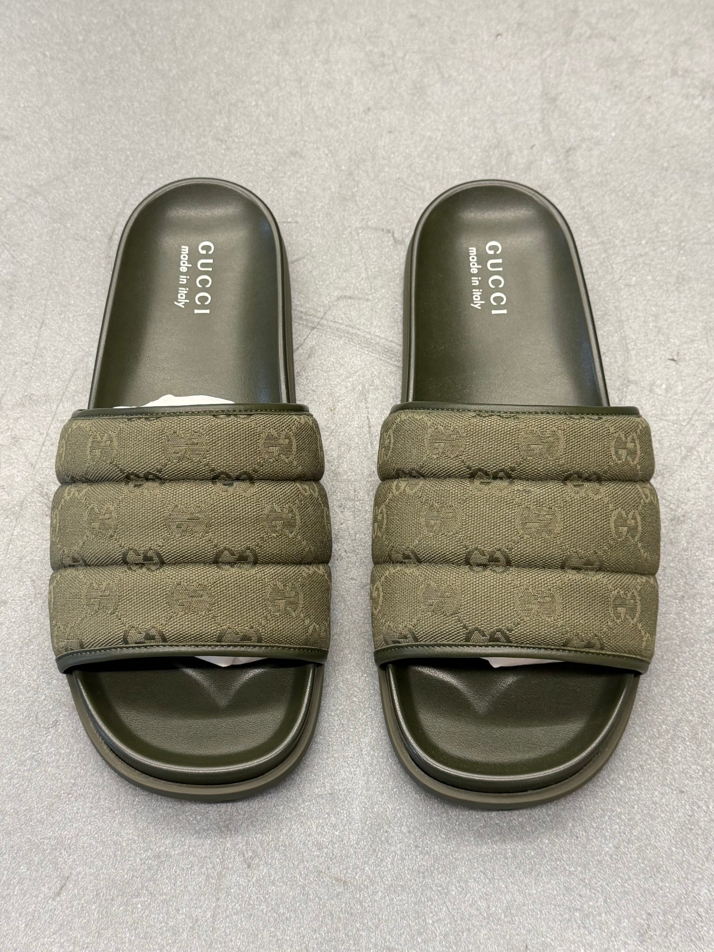 GUCCI MAXI GG CANVAS SLIDE SANDALS