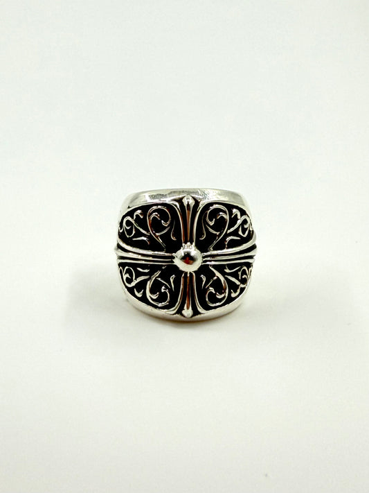 CHROME HEARTS CLASSIC OVAL SILVER RING
