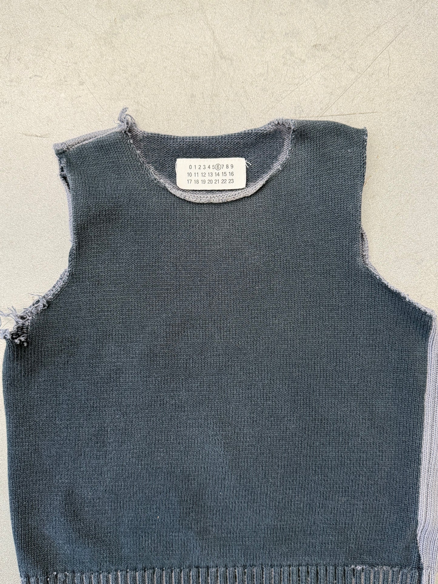 VINTAGE MM6 2-TONE SWEATER VEST