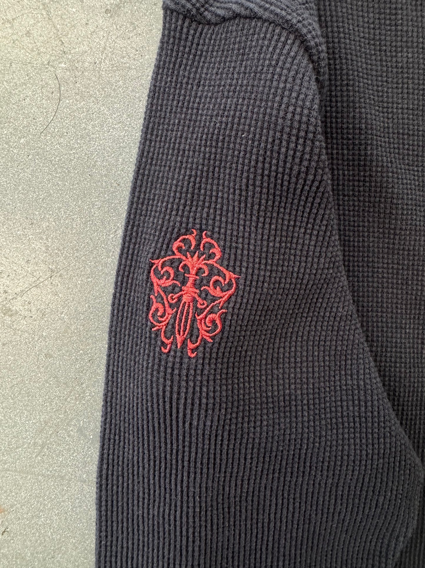 VINTAGE CHROME HEARTS FUCK YOU VINE DAGGER EMBROIDERED LS POCKET THERMAL