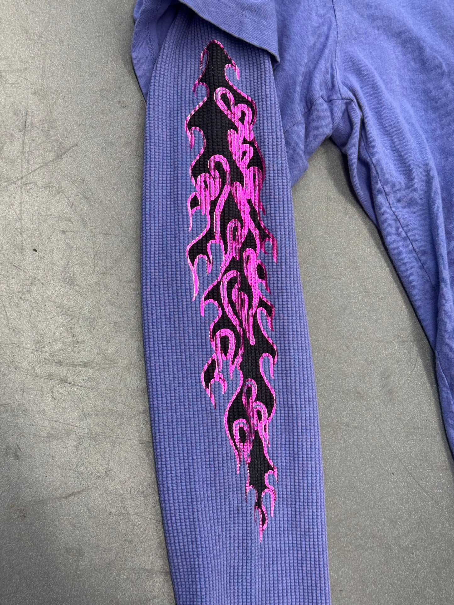 EARTHLING VIP EMOTIONLESS LAYERED FLAME LONGSLEEVE (L)