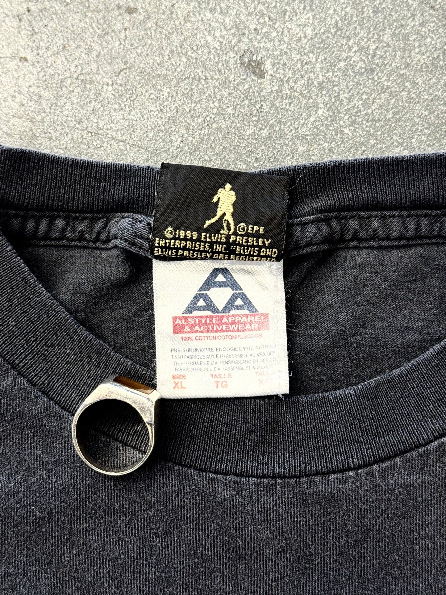 1999 ELVIS PRESLEY BIG FACE MEMORIAL TEE (AAA TAG)
