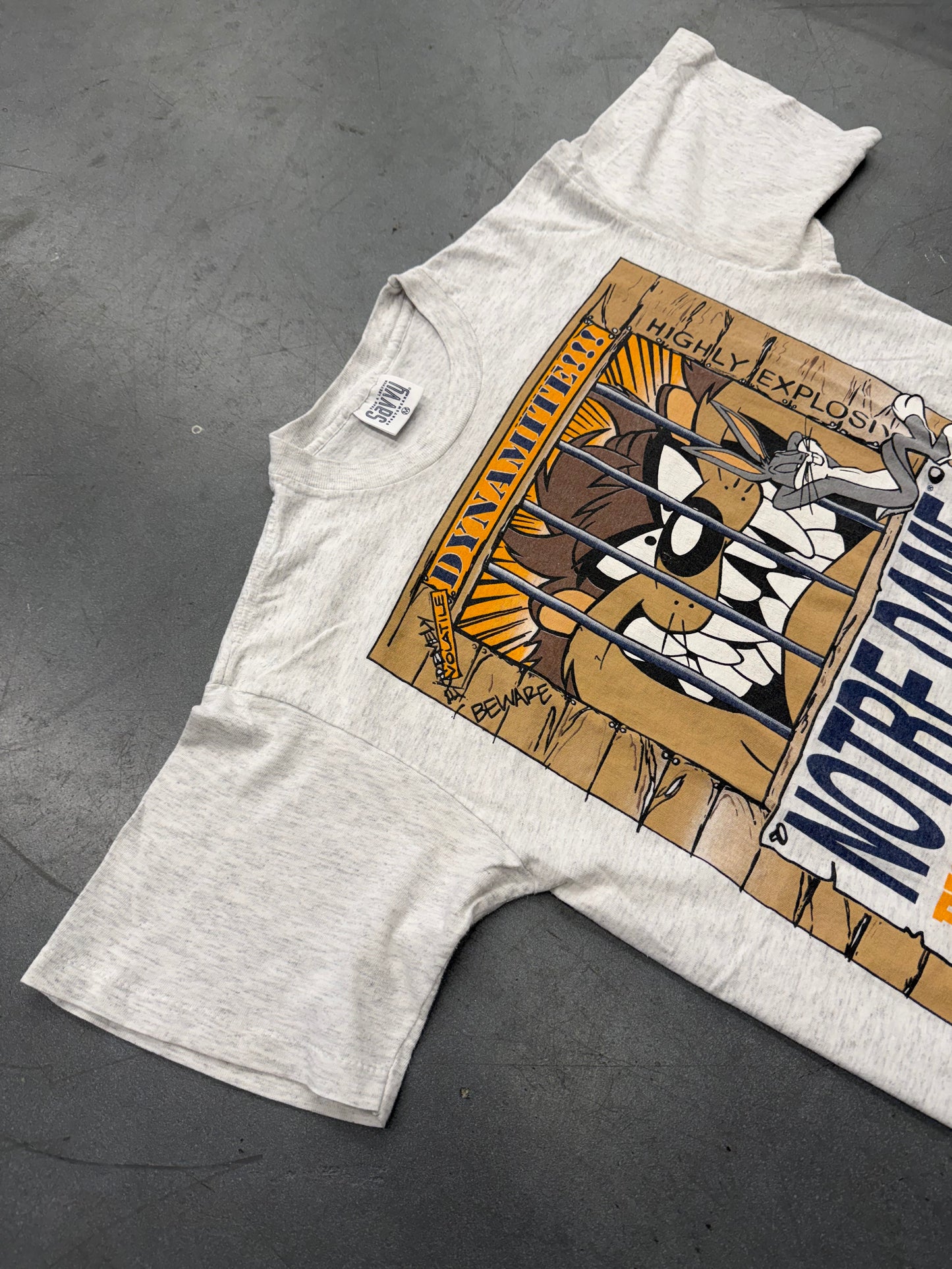 1994 NOTRE DAME FIGHTING IRISH "DYNAMITE" TAZ TEE (SAVY SPORTSWEAR TAG)