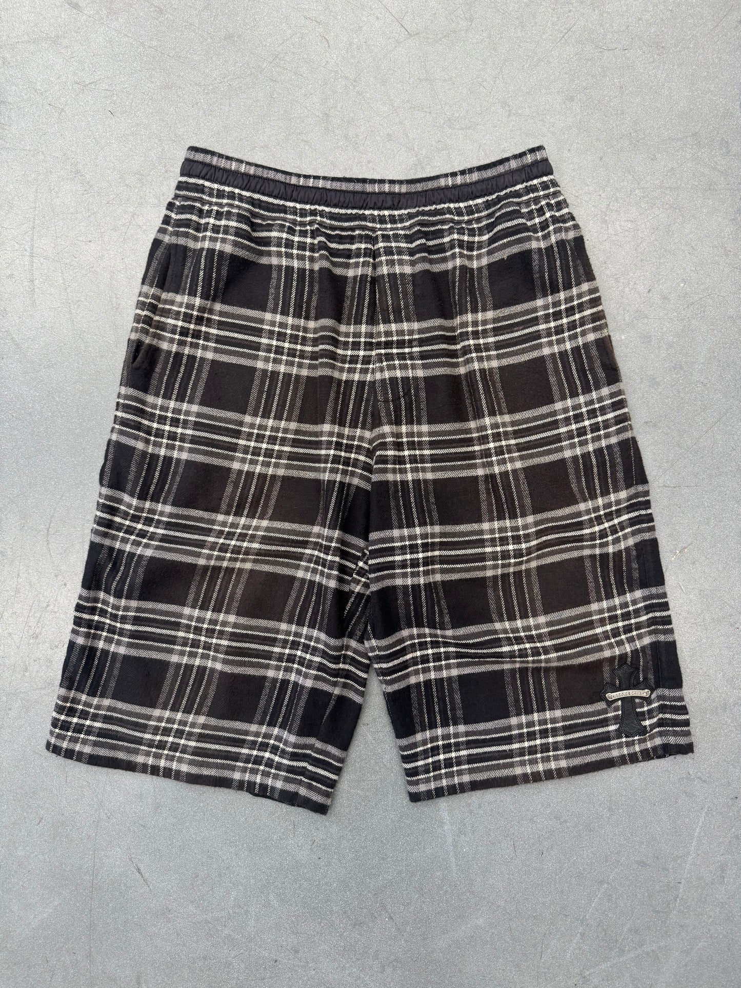 CHROME HEARTS AFTER SCHOOL CROSS PATCH FLANNEL SHORTS