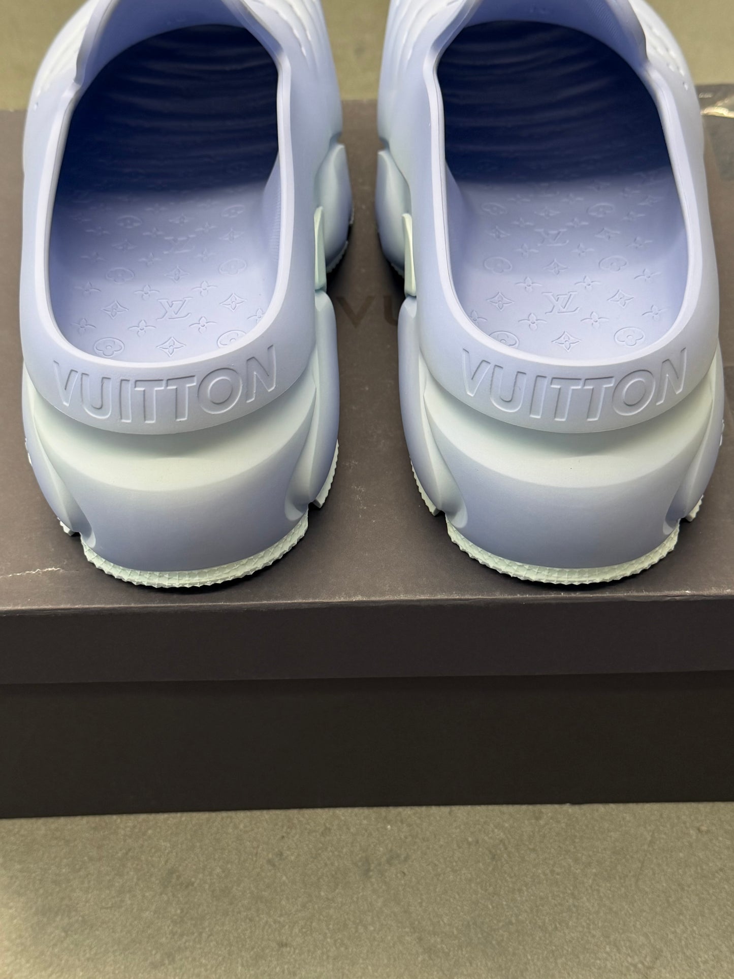 LOUIS VUITTON SHARK CLOG - LIGHT BLUE (W/ BOX)